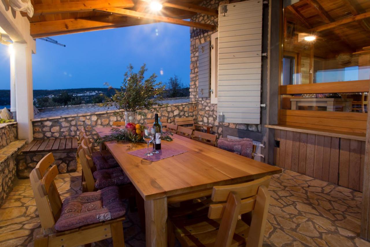 Villa, Stone House With Swimming Pool & Sauna, Beach, Sevid Dış mekan fotoğraf