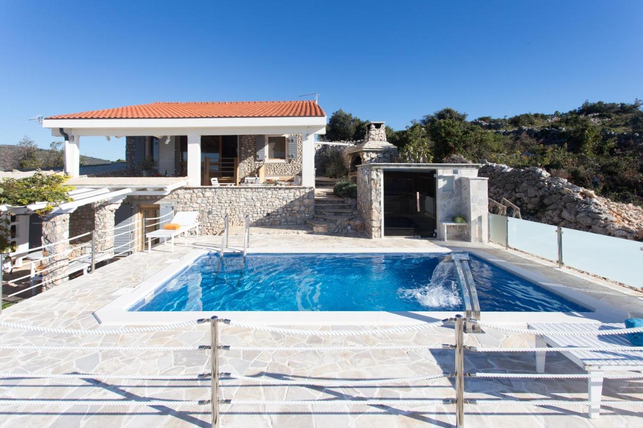 Villa, Stone House With Swimming Pool & Sauna, Beach, Sevid Dış mekan fotoğraf