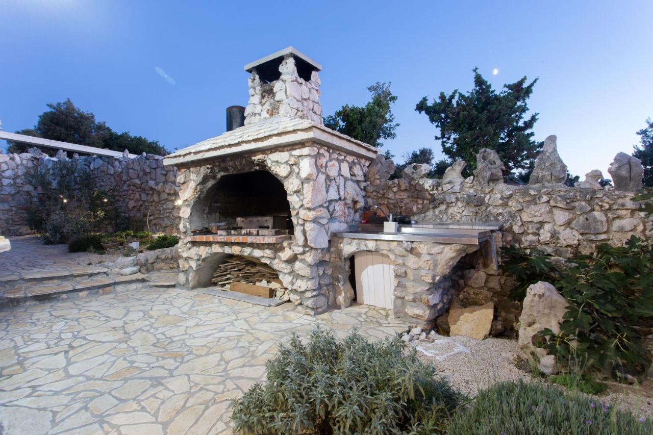 Villa, Stone House With Swimming Pool & Sauna, Beach, Sevid Dış mekan fotoğraf