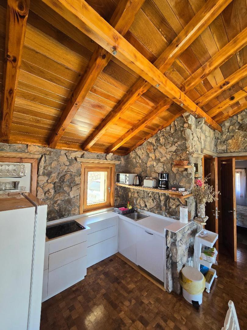 Villa, Stone House With Swimming Pool & Sauna, Beach, Sevid Dış mekan fotoğraf