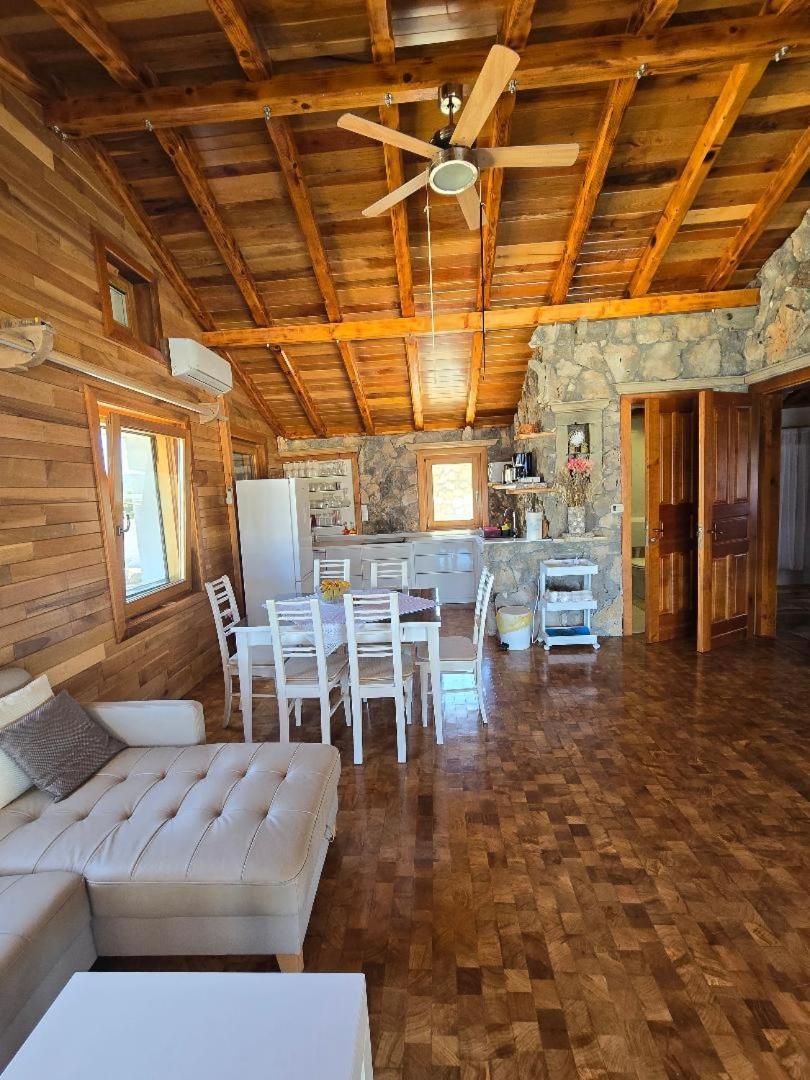 Villa, Stone House With Swimming Pool & Sauna, Beach, Sevid Dış mekan fotoğraf
