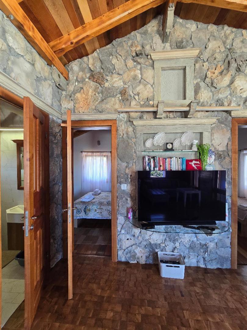 Villa, Stone House With Swimming Pool & Sauna, Beach, Sevid Dış mekan fotoğraf